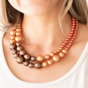 Multi pearl necklace